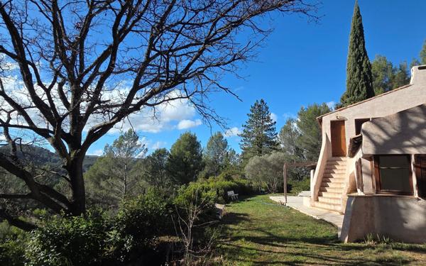 Maison à vendre    4 pièces • 125 m2 Auriol