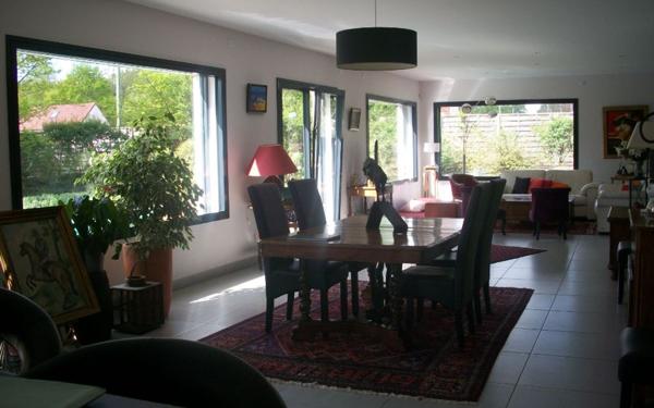 Maison à vendre    5 pièces •  La Ferté-Saint-Cyr