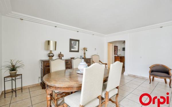 Appartement à vendre    3 pièces • 83,34 m2 Villeurbanne