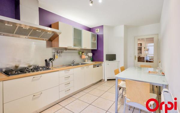 Appartement à vendre    3 pièces • 83,34 m2 Villeurbanne