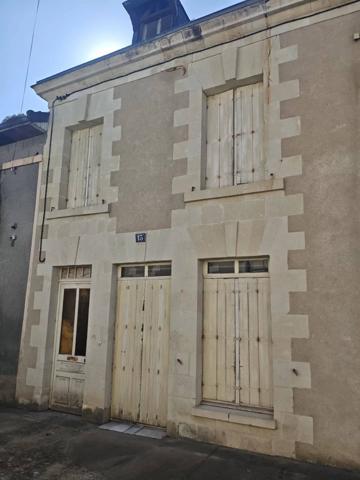 Vente immobilière : Maison de ville à Richelieu  4 pièces 66 m² 34 200 €- EPI Immobilier Richelieu.