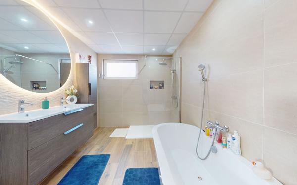 Maison à vendre    5 pièces •  Amnéville