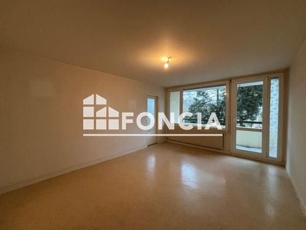 Location Appartement 2 pièces 61.54 m² - RESIDENCE JARDINS DE L'EUROPE Reims 51100