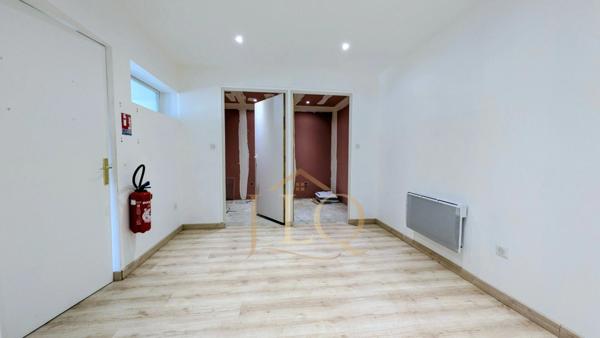 Le camp de base des bâtisseurs - 200 m² de locaux professionnels