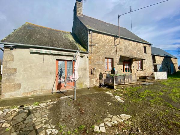 A VENDRE 2 MAISONS à Bazouges-La-Pérouse