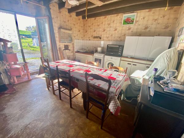 A VENDRE 2 MAISONS à Bazouges-La-Pérouse