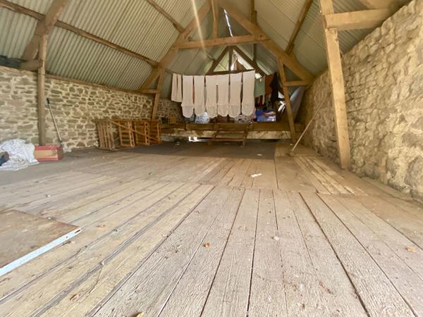 A VENDRE 2 MAISONS à Bazouges-La-Pérouse