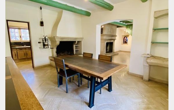 Vente Villa parc de 25000 m2 Carpentras   