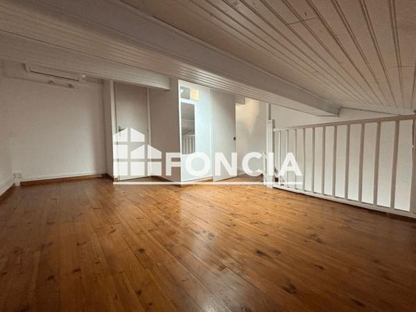 Location Studio 28.97 m² - 45 RUE ROBERT Nimes 30000