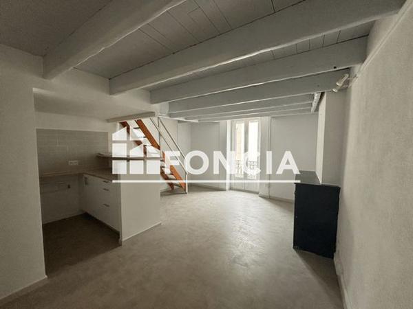 Location Studio 28.97 m² - 45 RUE ROBERT Nimes 30000