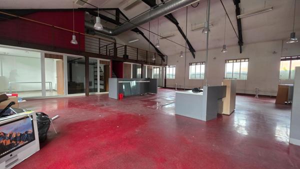 Local commercial de 281 m2, au cœur de Croix Daurade