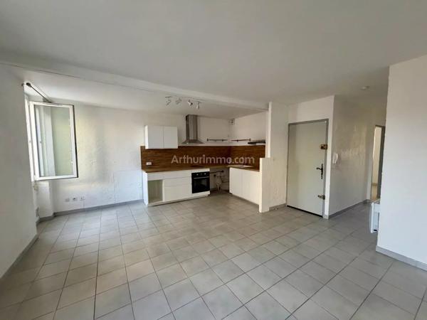 Location                                                      Appartement
                        
                     2 pièces                      47 m2                     à Martigues