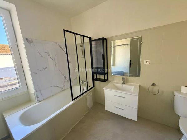 Location                                                      Appartement
                        
                     2 pièces                      47 m2                     à Martigues
