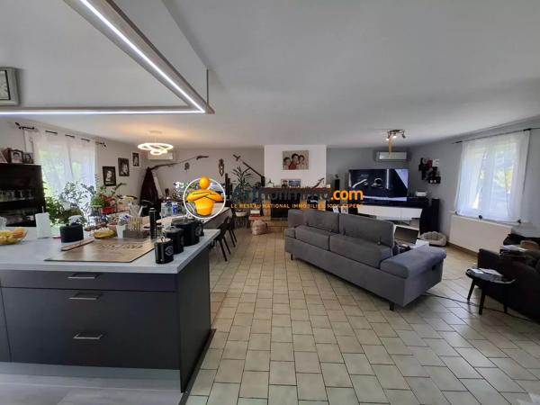 Vente                                                      Maison
                        
                     6 pièces                      130 m2                     à Coulommiers