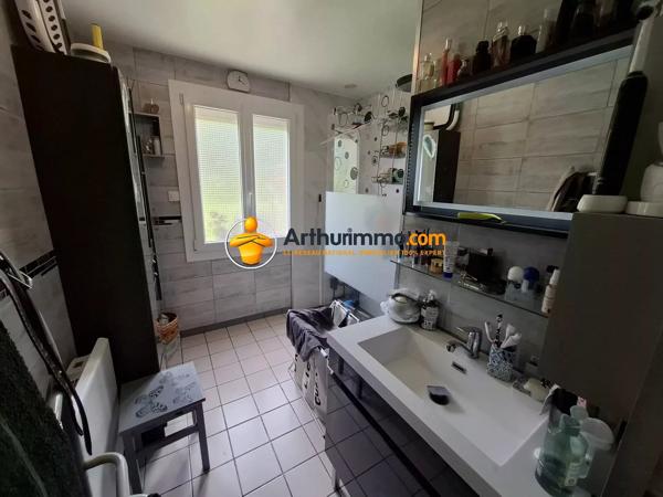 Vente                                                      Maison
                        
                     6 pièces                      130 m2                     à Coulommiers