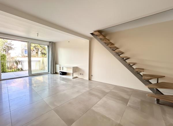 Maison - Centre-Ville - DPE D - ENTIEREMENT RENOVEE