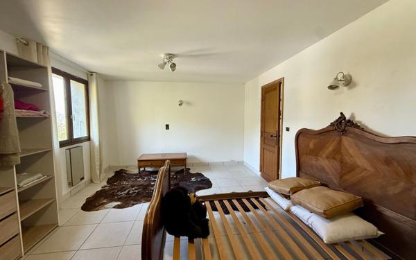 Maison à vendre    6 pièces •  Mouxy