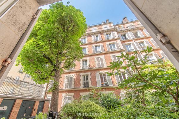 EXCLUSIVITE - Champ-de-Mars - APPARTEMENT 3 pièces avec Terrasse de 33m² + Patio de 5m²