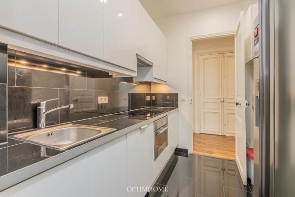 EXCLUSIVITE - Champ-de-Mars - APPARTEMENT 3 pièces avec Terrasse de 33m² + Patio de 5m²