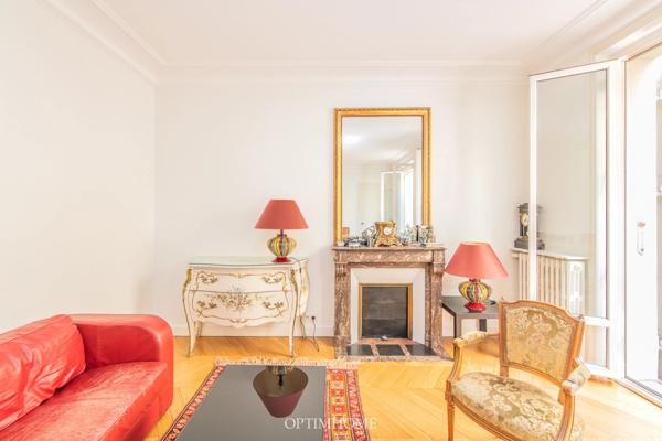 EXCLUSIVITE - Champ-de-Mars - APPARTEMENT 3 pièces avec Terrasse de 33m² + Patio de 5m²