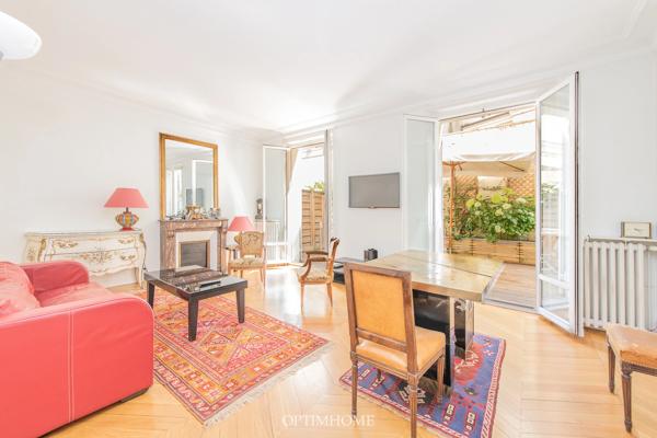 EXCLUSIVITE - Champ-de-Mars -  APPARTEMENT 3 pièces  avec Terrasse de 33m² + Patio de 5m²