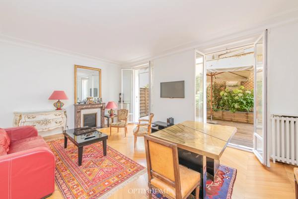 EXCLUSIVITE - Champ-de-Mars -  APPARTEMENT 3 pièces  avec Terrasse de 33m² + Patio de 5m²