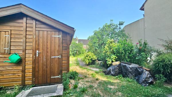 CHARMANTE MAISON 2 PIÈCES 49.90 M² À MORANGIS, AVEC JARDIN AU CALME