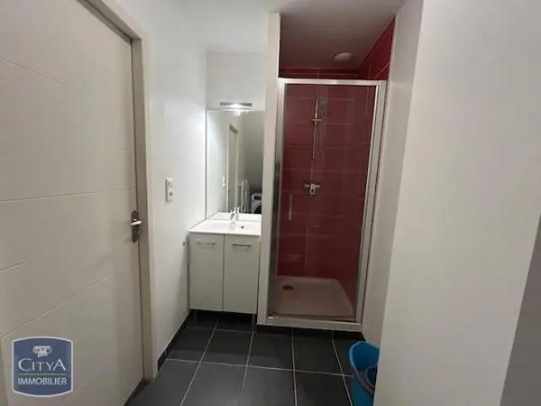 Appartement à louer 1 pièce 27m²