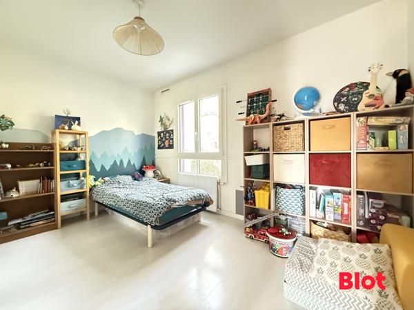 Appartement 4 pièce(s)