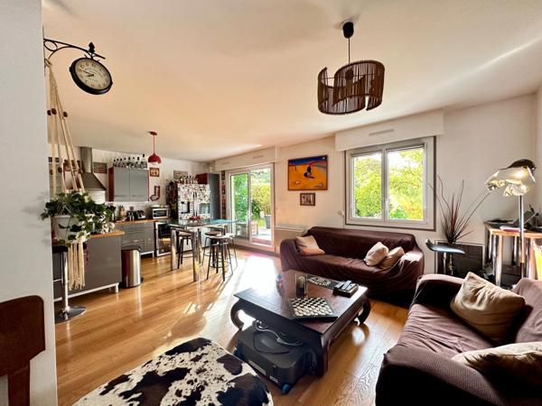 Appartement 4 pièces de 86 m2 en rez-de-jardin avec jardin privatif et terrasse plein sud - GIF SUR YVETTE (91)