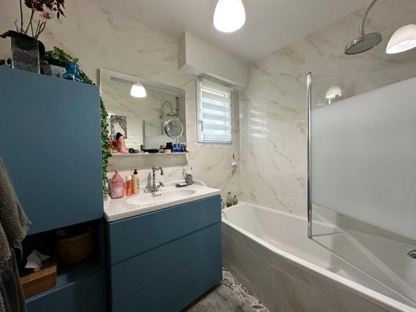 Appartement 4 pièces de 86 m2 en rez-de-jardin avec jardin privatif et terrasse plein sud - GIF SUR YVETTE (91)