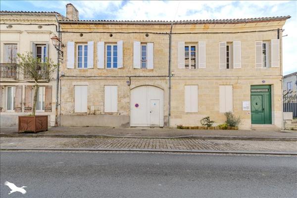 Immeuble à vendre |  Castillon-la-Bataille |  297 m²