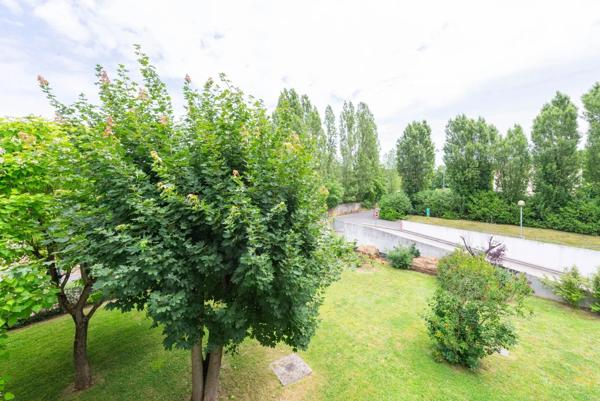 Vaucresson - 2 pièces - 46m² - parking - cave - Loggia - Loué