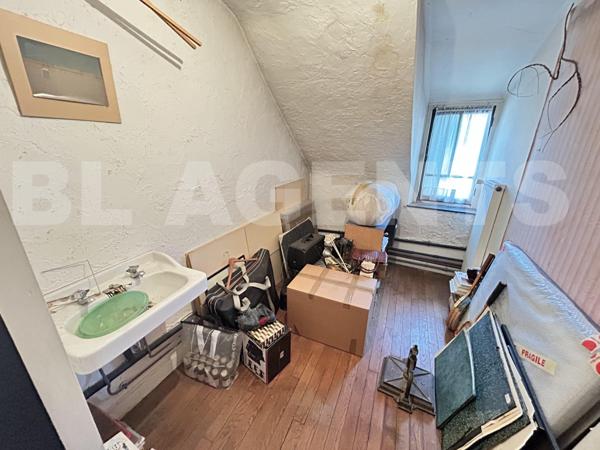 Charmante maison de ville 210m²  avec dépendance et grand jardin Brinon-sur-Armançon