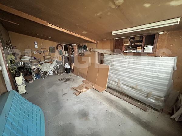 Charmante maison de ville 210m²  avec dépendance et grand jardin Brinon-sur-Armançon