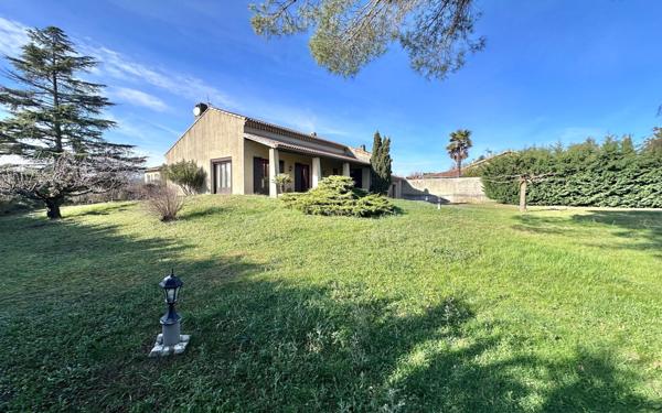 Maison à vendre    6 pièces •  Chantemerle-les-Blés