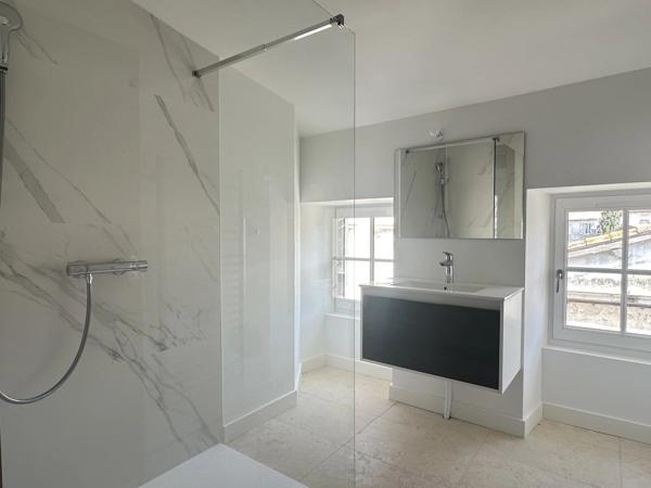 Appartement T3 rénové – Centre de Saint-Jean-d’Angély – Idéal investissement