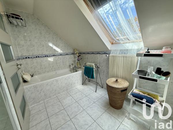 Maison à vendre 6 pièces 112 m² Saint-Leu-la-Forêt