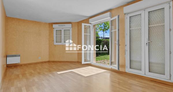 À vendre Appartement 2 pièces 46.07 m² - Voisins-le-bretonneux 78960