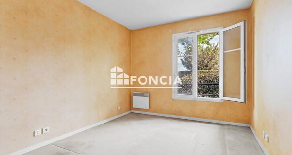 À vendre Appartement 2 pièces 46.07 m² - Voisins-le-bretonneux 78960