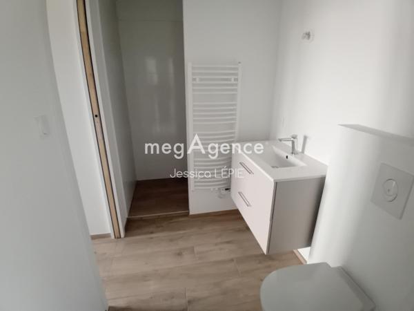 Maison à NIORT, 79000 - 5 pièces 134m²