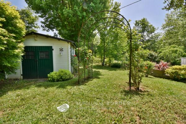 Villa de caractère avec piscine à Villefranque