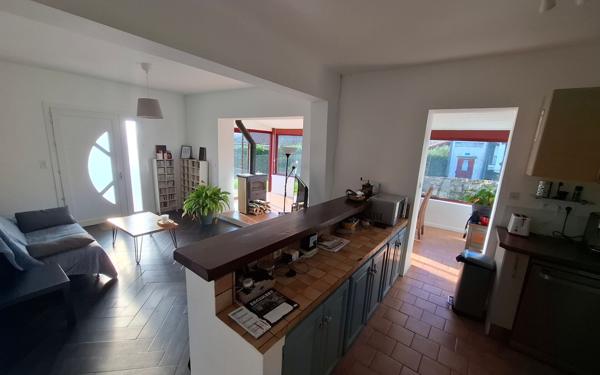 Maison à vendre    4 pièces •  Briscous