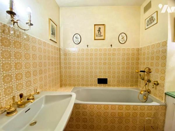 Dernier étage avec ascenseur – 3 chambres, garage, cave et vue exceptionnelle sur Vannes