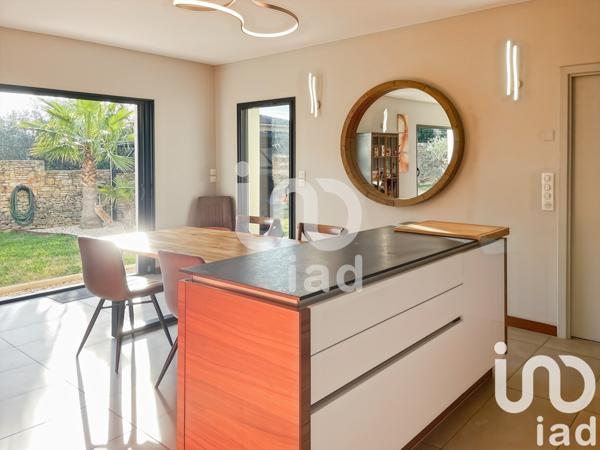 Maison d’architecte 5 pièces de 140 m² à Bagnols-sur-Cèze (30200)