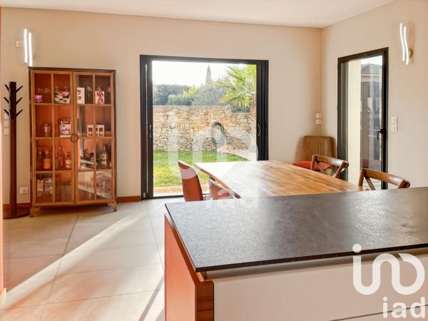 Maison d’architecte 5 pièces de 140 m² à Bagnols-sur-Cèze (30200)