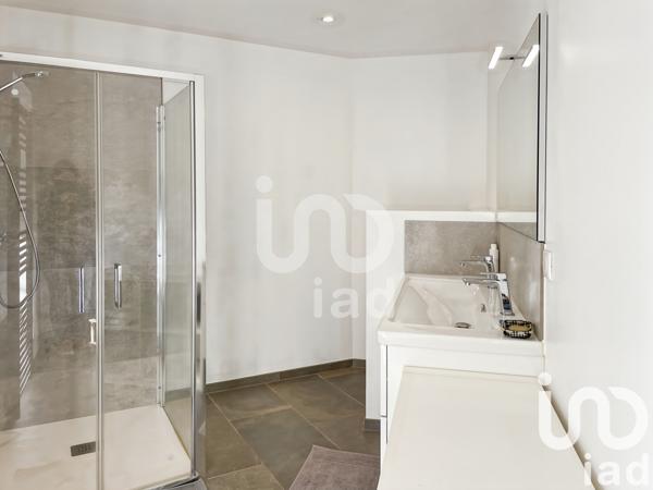 Maison d’architecte 5 pièces de 140 m² à Bagnols-sur-Cèze (30200)