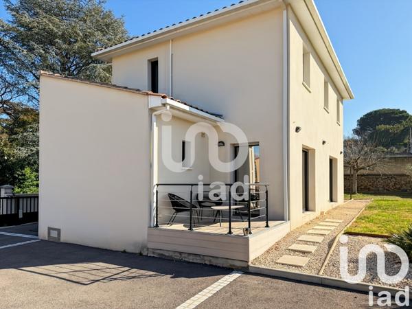 Maison d’architecte 5 pièces de 140 m² à Bagnols-sur-Cèze (30200)