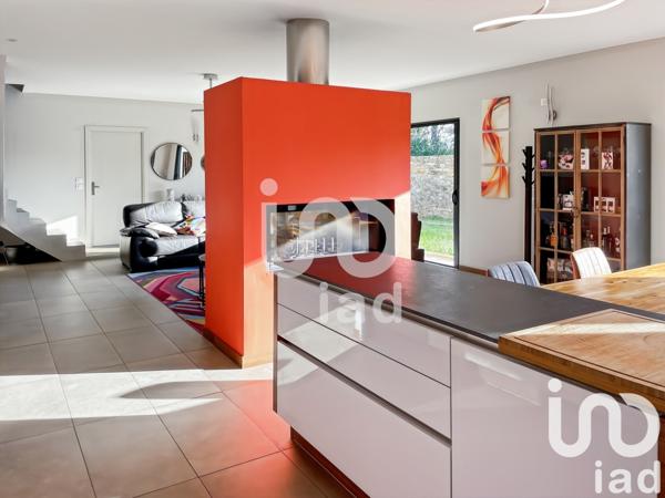 Maison d’architecte 5 pièces de 140 m² à Bagnols-sur-Cèze (30200)