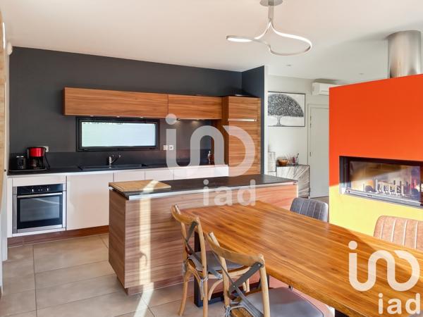 Maison d’architecte 5 pièces de 140 m² à Bagnols-sur-Cèze (30200)